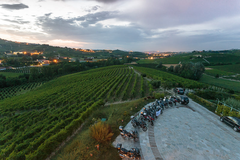 Cascina Pugnane - Pranzo in vigna Piemonte Cascina Pugnane