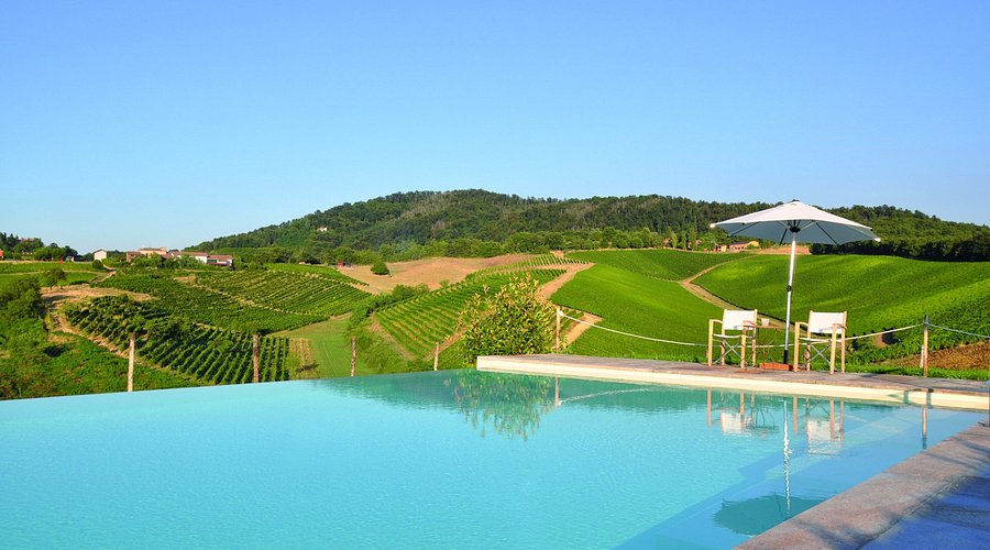 Soggiorno & Degustazione in Wine Resort in Italia Wineries Experience