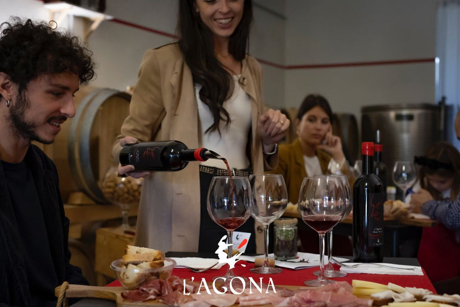 L'Agona - Questi siamo noi - WINERIES